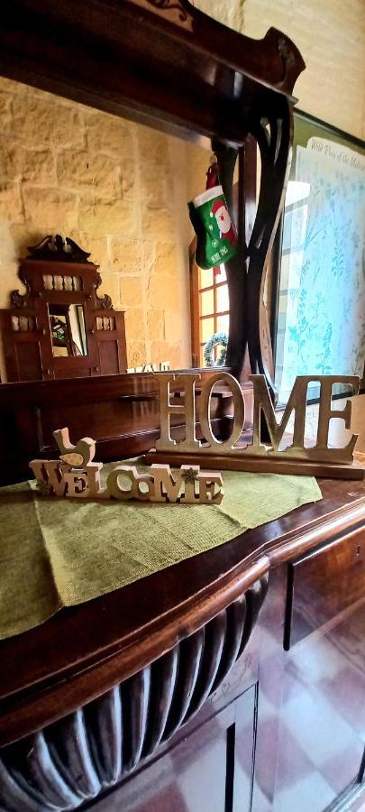 Ta Majsi Farmhouse With Indoor Heated Pool ซานลอว์เรนซ์ ภายนอก รูปภาพ